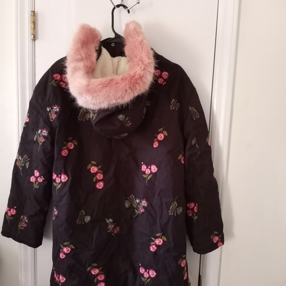 COPY - COPY - Kate Spade Fur Hooded Floral Coat - Picture 2 of 3